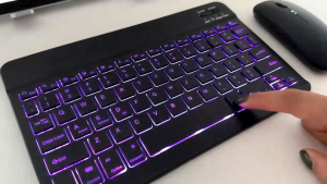 Taokinall 10นิ้ว คีย์บอร์ด RGB 7สี Bluetooth ไทย เม้าส์ RGB ไร้สาย กระดูกรอบ 2โหมด หรือ คีย์บอร์ด iPad / Android / Windows