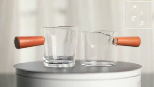 [HCM] Cốc Thuỷ Tinh Cán Gỗ Đong Cafe Sữa100ml -Cozy520