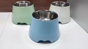 High-Angle Stainless Steel Neck Guard Pet Bowl: Cats & Dogs Drinking Water Solution