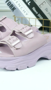 DM SHOES - SANDAL FLIP FLOP WEDGES WANITA SLIP ON MOTIF GESPER SOL 5 CM CASUAL SENDAL TERBARU FS 284