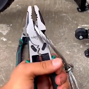 9 inch Multifunction Pliers Heavy Duty Vise Pliers 5 in 1 Universal Wire Stripper Cable Cutting Tool Industrial Grade Chromes Vanadium Steel Pliers Cable Cutter