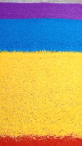 (ยกม้วนถูกกว่า ออกใบกำกับภาษีได้) หญ้าเทียมแฟนซี หญ้าเทียมปูพื้น สีสวยสดใส เคลือบกันUVมีรูระบายน้ำ ทำความสะอาด ดูแลง่ายมากๆ