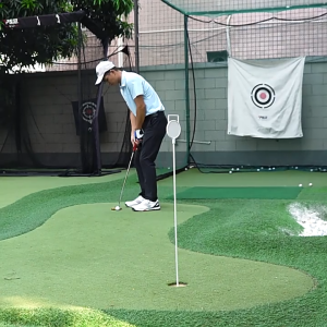 หลุมกอล์ฟพร้อมก้านธง PGM (DB001) สีขาว Golf Hole Cup and Flagstick