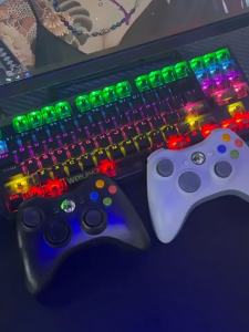 จอยเกมส์ 4.0 จอยเกมส์มือถือ pc windows10 จอยเกม xbox มือถือ เล่นได้ทุกรุ่น เชื่อมต่อ 2วิธี บลูทูธไร้สาย / สายusb PowertSquare