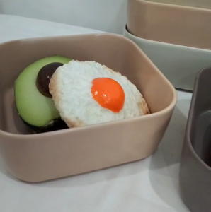 ชาม ชามสี่เหลี่ยม ชามเซรามิกสี่เหลี่ยม ชามเซรามิค ชามน่ารัก ทรงสี่เหลี่ยม 15ซม. มินิมอล เข้าไมโครเวฟได้ ทนร้อนได้ดี เข้าเตาอบได้