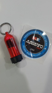 Aquatec LED-2575 Underwater Blinking LED Tank Light Battery Operated - for Scuba Diving