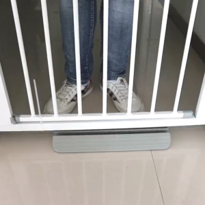 Baby Safety Gate Fence for Dog/Baby Child Stairs Pets Super Wide Fence And Security Stairs Door Fence Suitable For Pet Kitchen Playroom To Protect Children Dogs And Cats