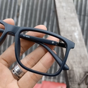 VOLCOM Kacamata Photocromi Full Rim Rectangle Anti Radiasi Gaya Distro Warna Cahaya Abu-abu