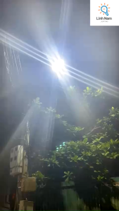 Đèn pha led chiếc lá 30w 50w 100w 150w 200wđèn led siêu sángđèn rọi đường ánh sáng trắng vàng