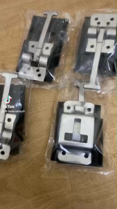 Bộ móc T giữ cửa thùng xe tải chất liệu hộp nhựa INOX dày phù hợp mọi loại xe - Phụ tùng