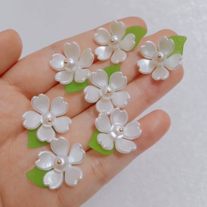 5 chiếc phụ kiện hoa mai 5 cánh trái tim hạt bông xỏ vòng tay trang trí trang sức DIY charm thiết kế thủ công