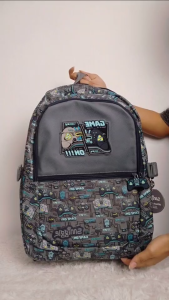 Backpack กระเป๋าสะพายหลังขนาด 16 นิ้ว กระเป๋านักเรียน สมิกเกอ ของแท ้ พร้อมส่งในไทย