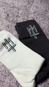 Kaos Kaki Panjang Berkualitas & Desain Unik: Hosela Project