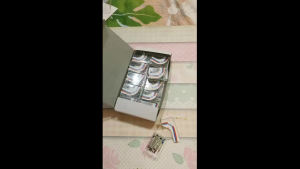 Jarum Pentul Mini 1 Box Isi 20 Mika Anti Karat Praktis Berkualitas Tinggi untuk Aksesoris Hijab