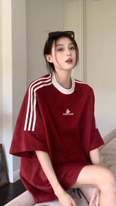 Dream Clothes💟เสื้อยืด🎈เสื้อยืดโอเวอร์ไซส์ เสื้อคู่ เสื้อยืดแขนสั้นลายทางย้อนยุคอเมริกันย้อนยุคสำหรับผู้หญิง