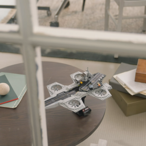 LEGO Super Heroes Helicarrier 76295: Mainan Konstruksi LEGO untuk Dewasa