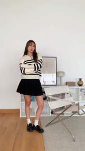 `Coatmatter - Vienna Sweater เสื้อไหมพรม` - เสื้อผ้าไหมพรม Vienna Sweater ของ Coatmatter