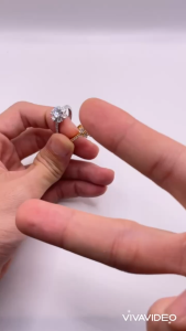 Nhẫn titan không phai không rỉ sét màu vàng hoặc trắng mã 16 Nhẫn titan nữ bền màu trangsucmoiluatuoi.RIN