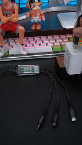 {\n    \"article\": \" Kabel Data Charger 3 in 1 Fast Charging 100W USB Micro Type C Lightning Cable 3in1 Kualitas Terbaik