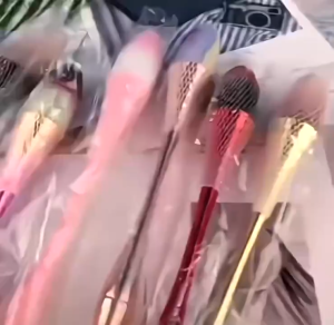 Chổi phủi bụi nail cán dài cọ phủi bụi móng