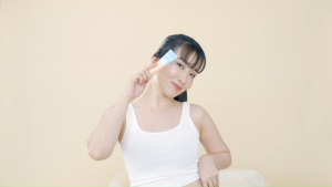 Aera by iWhite Korea BB Sun Tint SPF 30 Light Tube 25ml