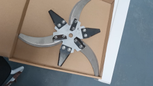 Pig mower Grass cutting machine Manganese steel blade 6 pieces of 10-character blade sharp rust-free household blade cutting thousands of pounds