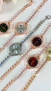 Jam Tangan Wanita Analoq Terbaru Rantai Plat Diamond Desain Mewah Kristal