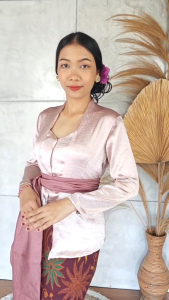 Kebaya Shimmer Cokorda Lengan Panjang dan Rok Knit Stretch Free Selendang sifon Kebaya Bali Modern