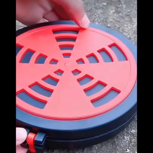 ถาดยากันยุง กล่องใส่ยากันยุงแบบพกพา  ตะแกรงยากันยุง พลาสติกหนา กันความร้อน มีที่หนีบ แถมฟรี!ตะขอเกี่ยว มีตัวล็อกฝากล่อง