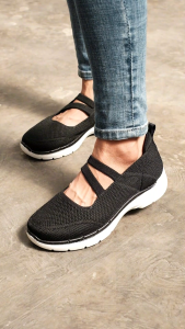 Fransisca Renaldy Sepatu Sneakers Slip On Wanita Size 36-40 Shoes Anti Slip L.Nova 02