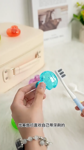 【Local shop】Toothbrush Holder Clips Plastic Toothbrush Head Covers Protective Caps Travel Storage Box