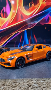 Diecast Miniatur Mainan Mobil Sedan Balap German Luxury Sedan Sedan Luxury Jerman AMG-GT 1/32 Besi Metal