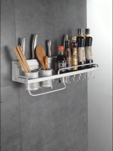 ชั้นวางเครื่องปรุงติดผนัง ชั้นวางของครัว ที่เก็บของในครัว ไม่ต้องเจาะผนัง ชั้นวางเอนกประสงค์ ประกอบง่าย ไม่เป็นสนิม ใช้งานได้นาน
