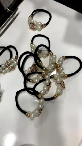 ✧SUPERMALL✧ Ikat Rambut Hitam + Mutiara Putih Import Korea Style A091