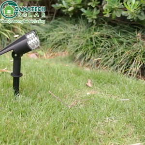 Đèn rọi cây tiểu cảnh sân vườn năng lượng mặt trời cao cấp