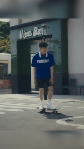 Neck fan 12000 mA rechargeable portable fan mini electric fan rechargeable hanging neck fan for lazy people three adjustment modes挂脖风扇