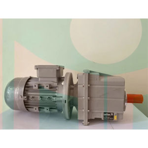 Bộ giảm tốc Transtecno 0.75KW 4P B5 CMG032 tỷ số truyền 1/44.18