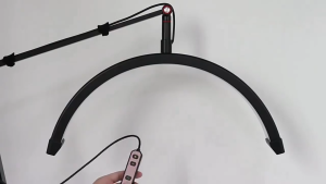 Desktop LED video light half moon fill light facial beauty fill light 3000K-6000K C light beauty salon makeup live streaming bedside metal lamp holder folding LED light table clip