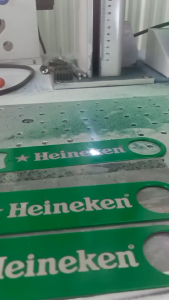 ที่เปิดขวดมินิมอล เครื่องดื่มสังสรรค์ มีให้เลือกหลายสีหลายแบบ ขนาดใหญ่ 18 ซม. กว้าง 4 ซม.