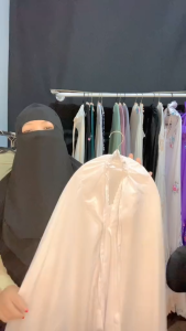 Bergo Haji Dan Umroh Bersaku Jumbo Katun Premium