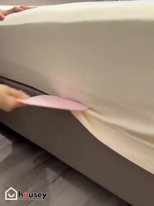 ไม้พายปูที่นอน เครื่องมือช่วยปูเตียง ยกผ้าปูที่นอน สองสีให้เลือก