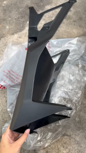 Miếng chắn bùn xe Vario 125i 150i 160i đời 2023 2024 2025 hãng