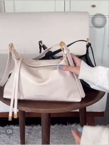 Tas Selempang Shoulder Bag Import Kulit Wanita Tas Bahu Wanita Slingbag Soft Fashion Bag 8646