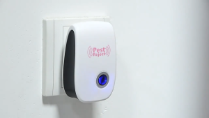 3 Pin Ultrasonic Pest Repellent Mouse Pest Control Cockroach Repeller Mosquito Repellant Penghalau Lalat Penghalau Tikus