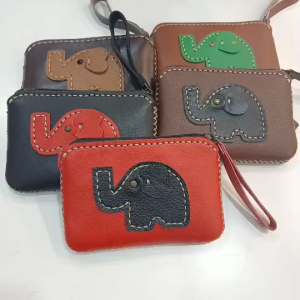 ช้างMกระเป๋าใส่เหรียญ กระเป๋าสตางค์ หนังแท้ 100% ขนาด กว้าง 5.5 นิ้วx สูง4 นิ้ว