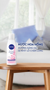 Nước Cân Bằng NIVEA Extra Bright Dưỡng Sáng Da Se Khít Lỗ Chân Lông (200 ml) - 86720