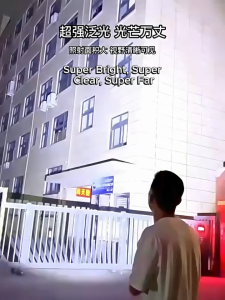 Super Bright Rechargeable Tactical LED Flashlight / Lampu Suluh Zoomable Waterproof Long Lasting 18650 Battery Torch