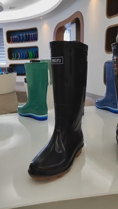 Mens Rubber Outsole Black Rain Boots Non-Slip and Wear-Resistant Rain shoes Safety Shoes Bota High Quality