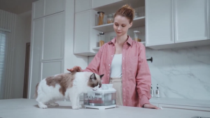 [SG Ready Stocks] Wireless Smart Pet Drinking Fountain (Cats/Dogs) - 4.5L Big Capacity 5000mAh Long-Lasting Battery Motion Sensor 5-Stage Filtration Easy Clean