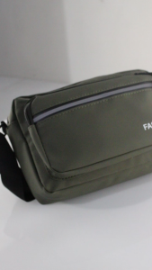 Tas Selempang Pria Polos & Tas Sling Bag Pria Fashion Terbaru - YS089